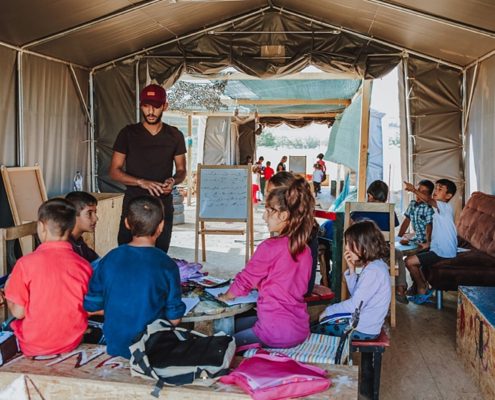 Be Senior Sinatex - Syrian Refugee Camp